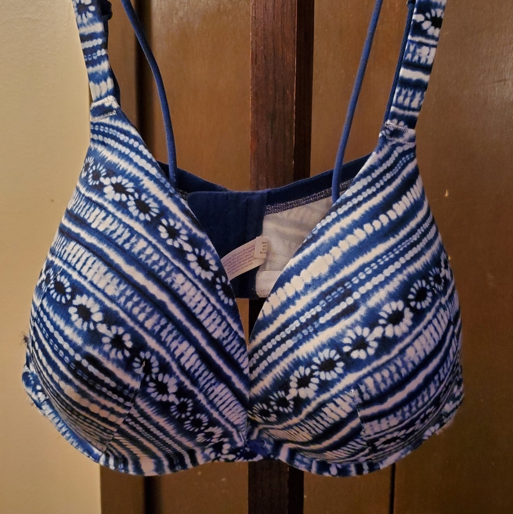 Plunge bra 44DD